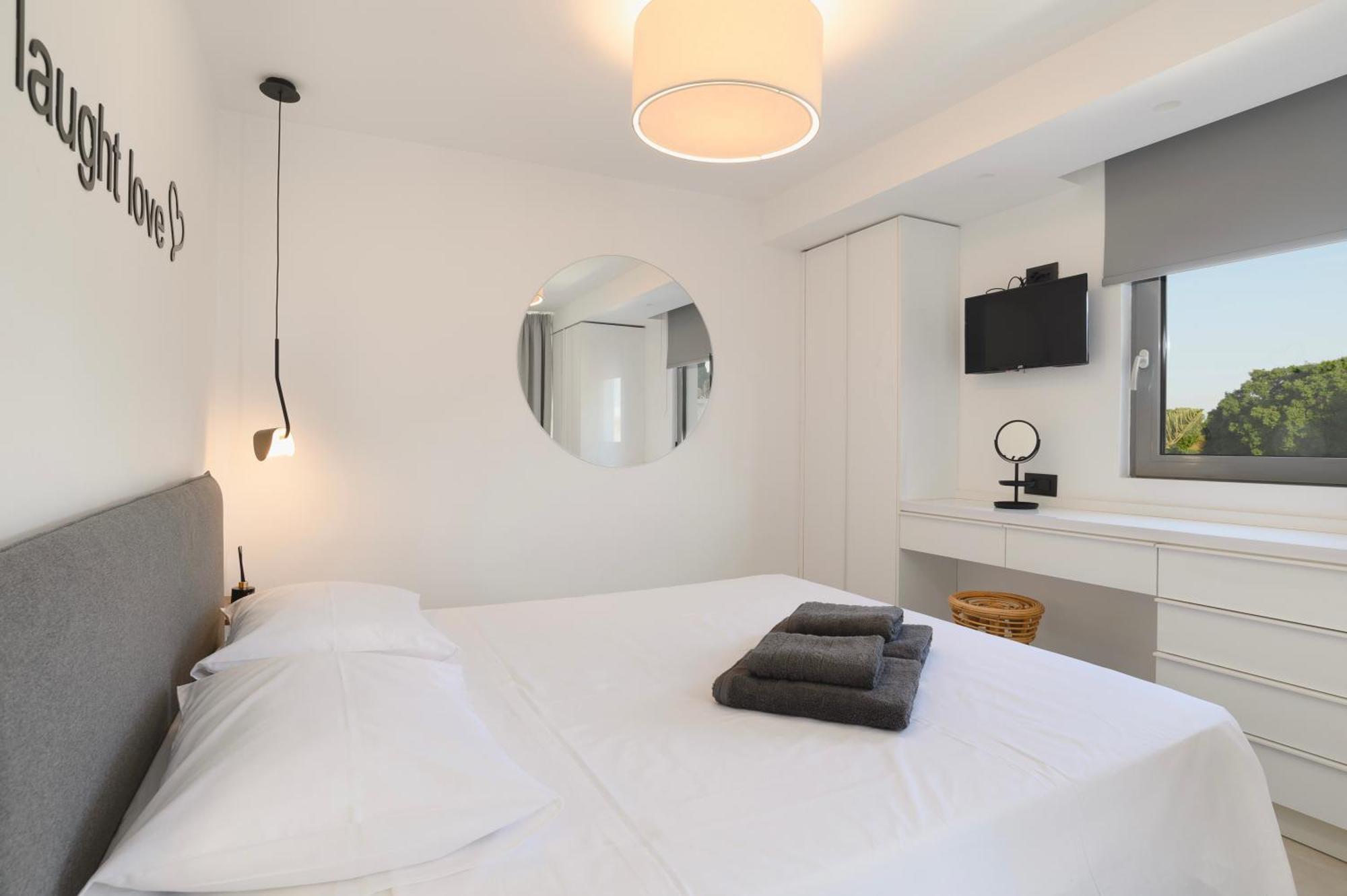 Castelo View Luxury Apt Rhodes City Exterior photo